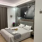 Daphne Hotel