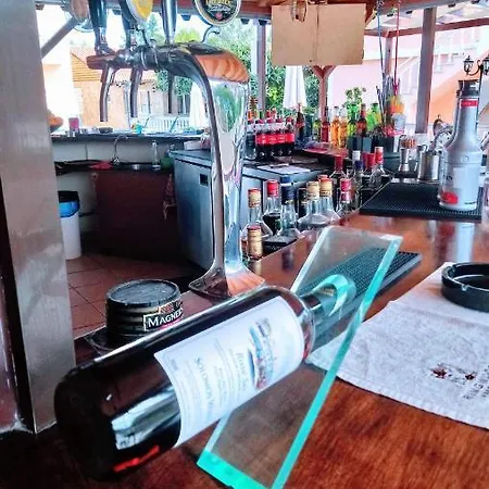 Daphne 호텔 티실리비