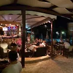 Daphne Hotel