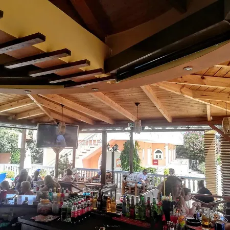 Daphne 3* Tsilivi (Zakynthos)