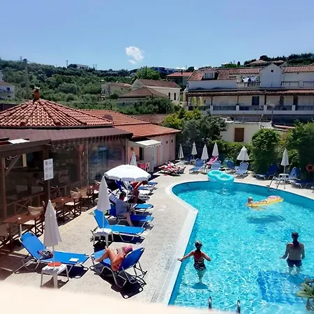 Hotel Daphne 3*