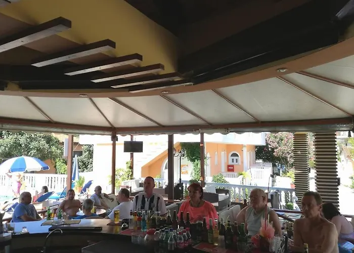 Daphne Ξενοδοχείο Τσιλιβί