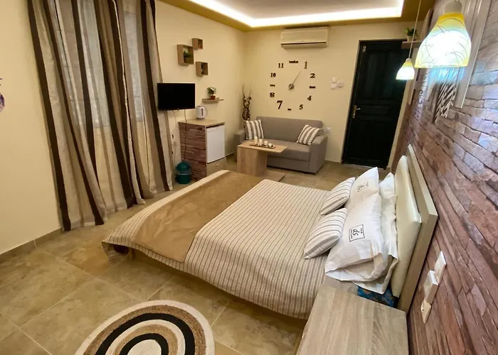 Daphne 3* Τσιλιβί