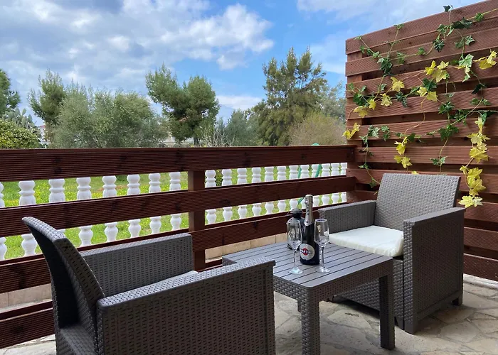 Ξενοδοχείο Daphne 3*